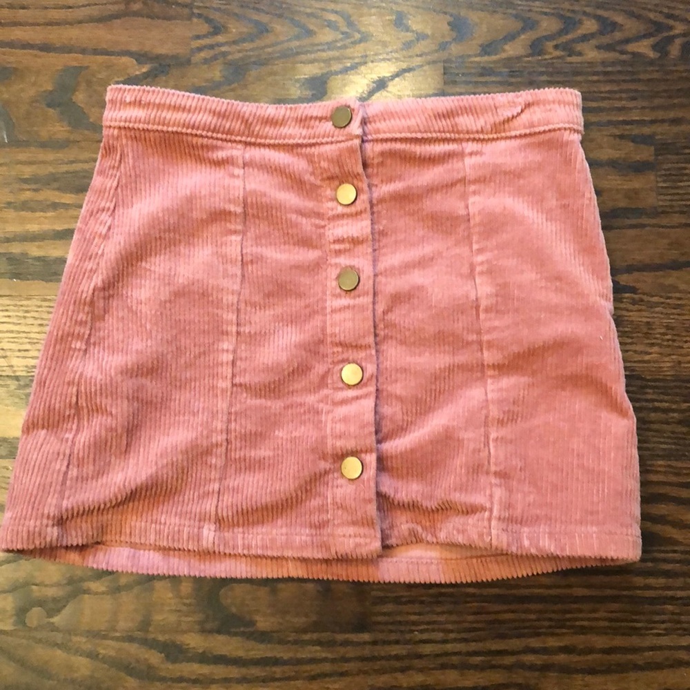 Cute dusty pink skirt